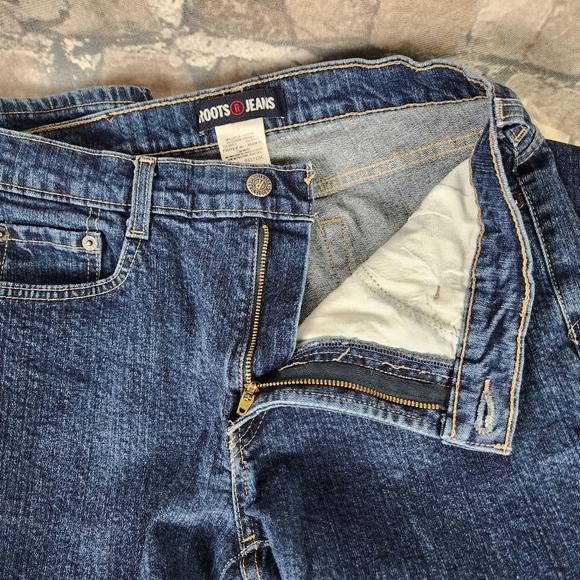 Vintage Roots Straight Leg Jeans Mid Rise Medium Wash Size 29 - Picture 9 of 13